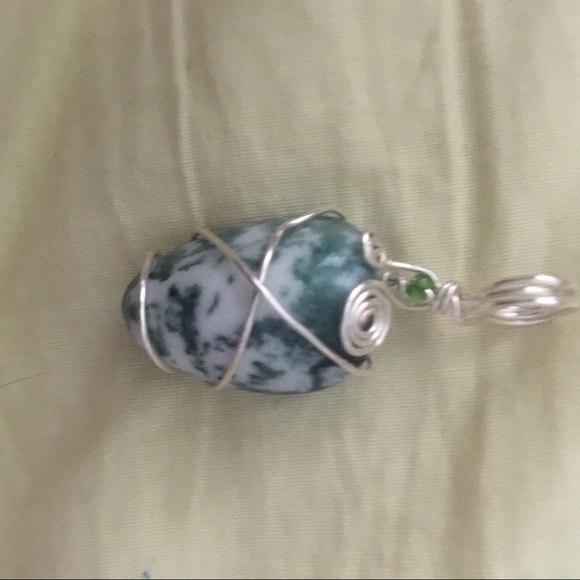 Wrapped tree agate 🌿 - Picture 2 of 2